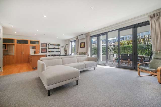 1A/28 Market Place 10015_3