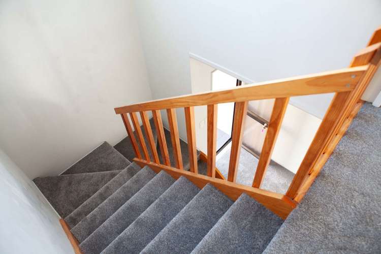 2/40 Saxon Street Waterview_8