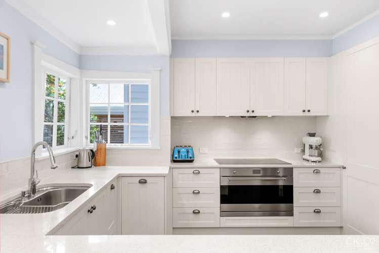 17 Saint Albans Grove Woburn_6