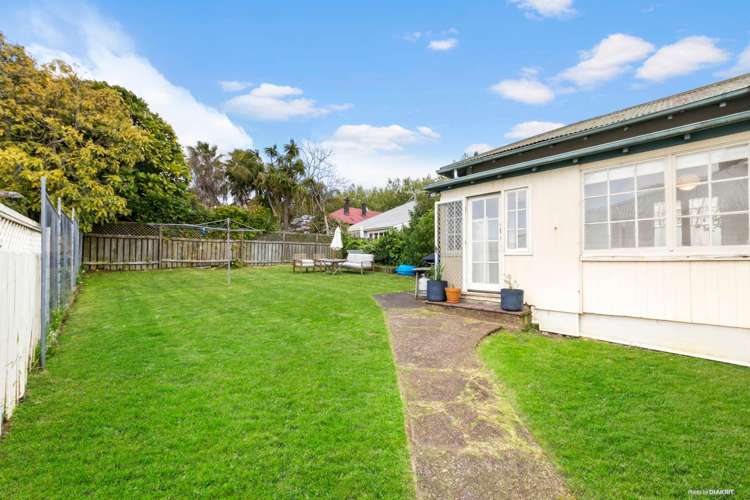 29 Allen Road Grey Lynn_13