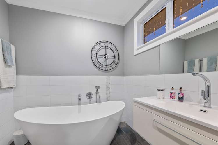 7 Climie Crescent Hawera_7