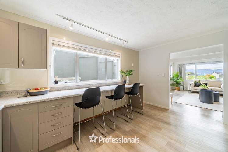 15 Stanhope Grove Korokoro_6