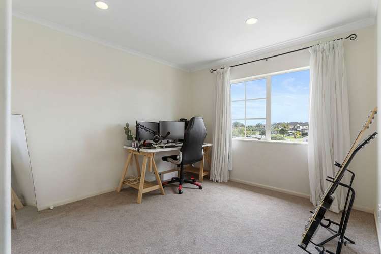 117 Pine Harbour Parade Beachlands_18