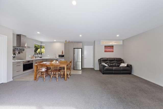 2/121 Waltham Road Sydenham_3