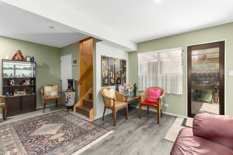 69a Mana Esplanade Paremata_14