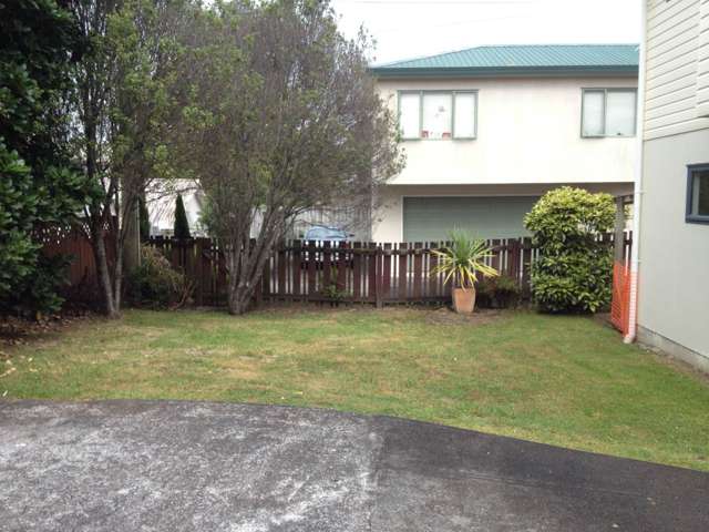 2/668 East Coast Road Pinehill_1