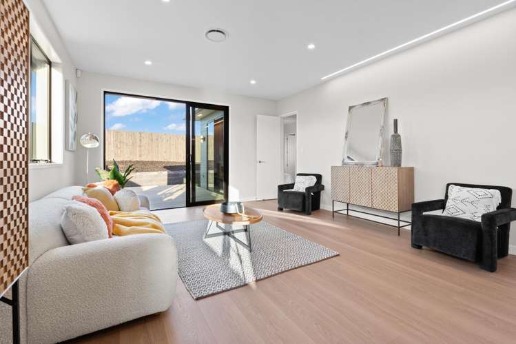 98 Huanui Drive Orewa_14