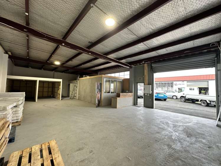 2/108 Railside Avenue Henderson_5