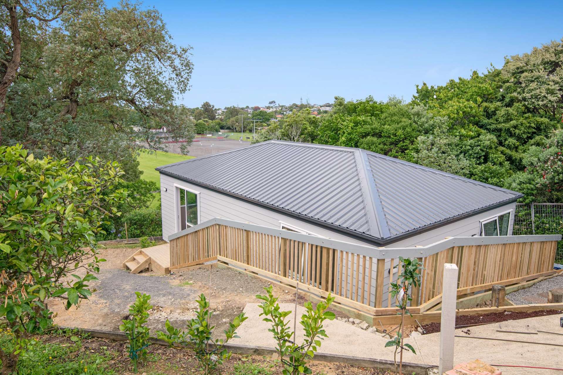 1/20 Polkinghorne Drive Manly_0