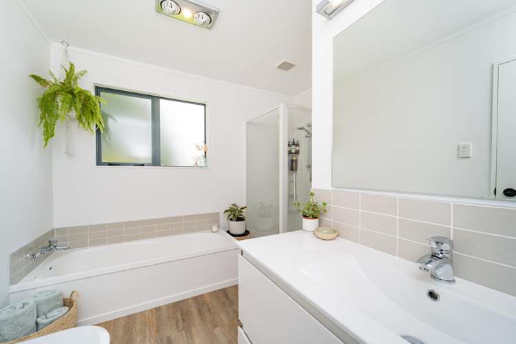 5 Jordan Way Kelvin Grove_24