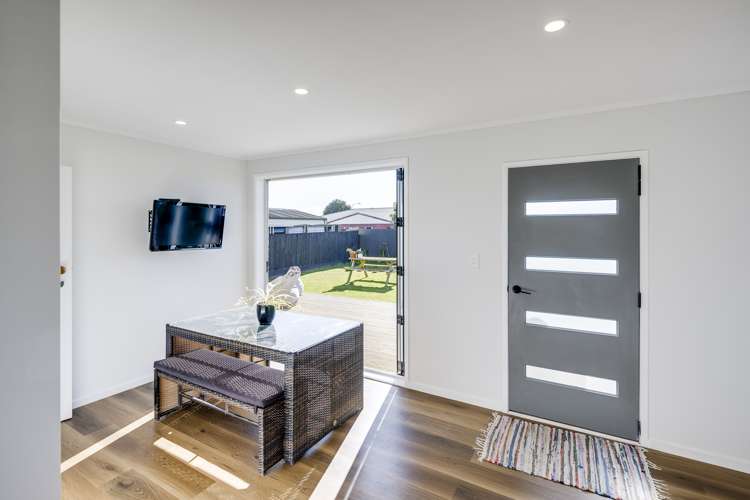 8 Lyttelton Crescent Tamatea_5