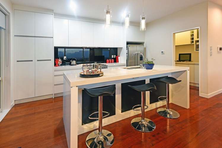 13 Fairhill Place Flat Bush_12