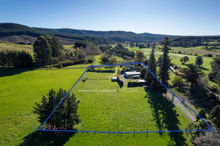 68 Hiwipango Road Wakefield_24