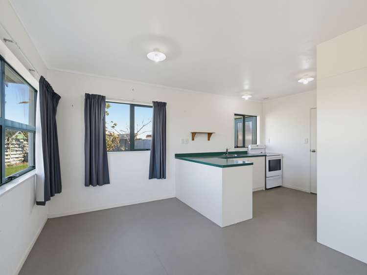 4 Lorne Place Flaxmere_16