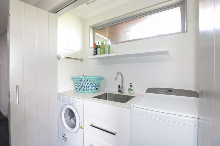 1 Locheagles Rise Kinloch_12