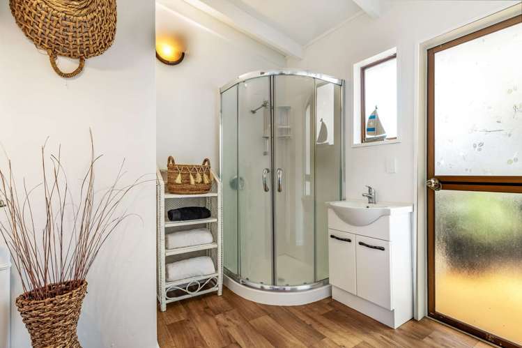 3 Costello Crescent Pukehina_17