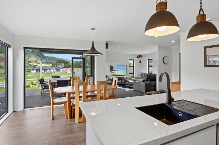 4 Honoiti Ranapiri Place Manakau_14