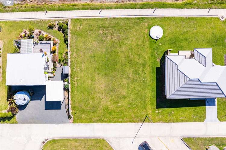 3 Manaaki Circle Paparoa_10