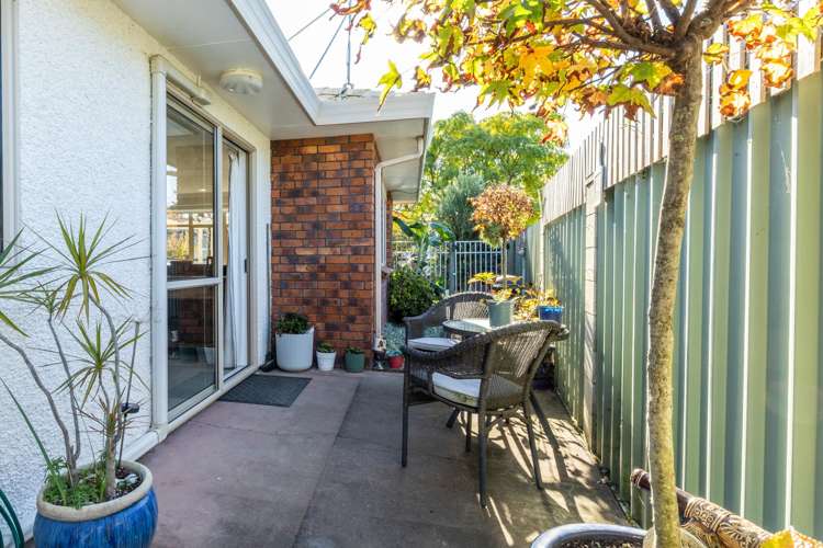 59 Whiting Crescent Greenmeadows_21