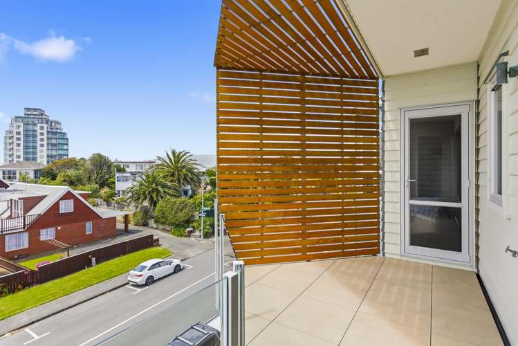 21/4 Seaview Road Paraparaumu Beach_24