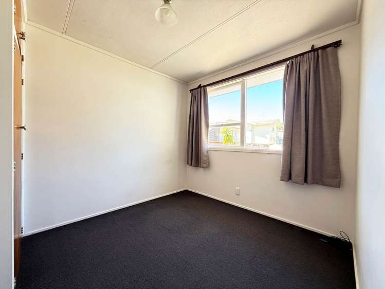 53 Blakeborough Drive Forrest Hill_13