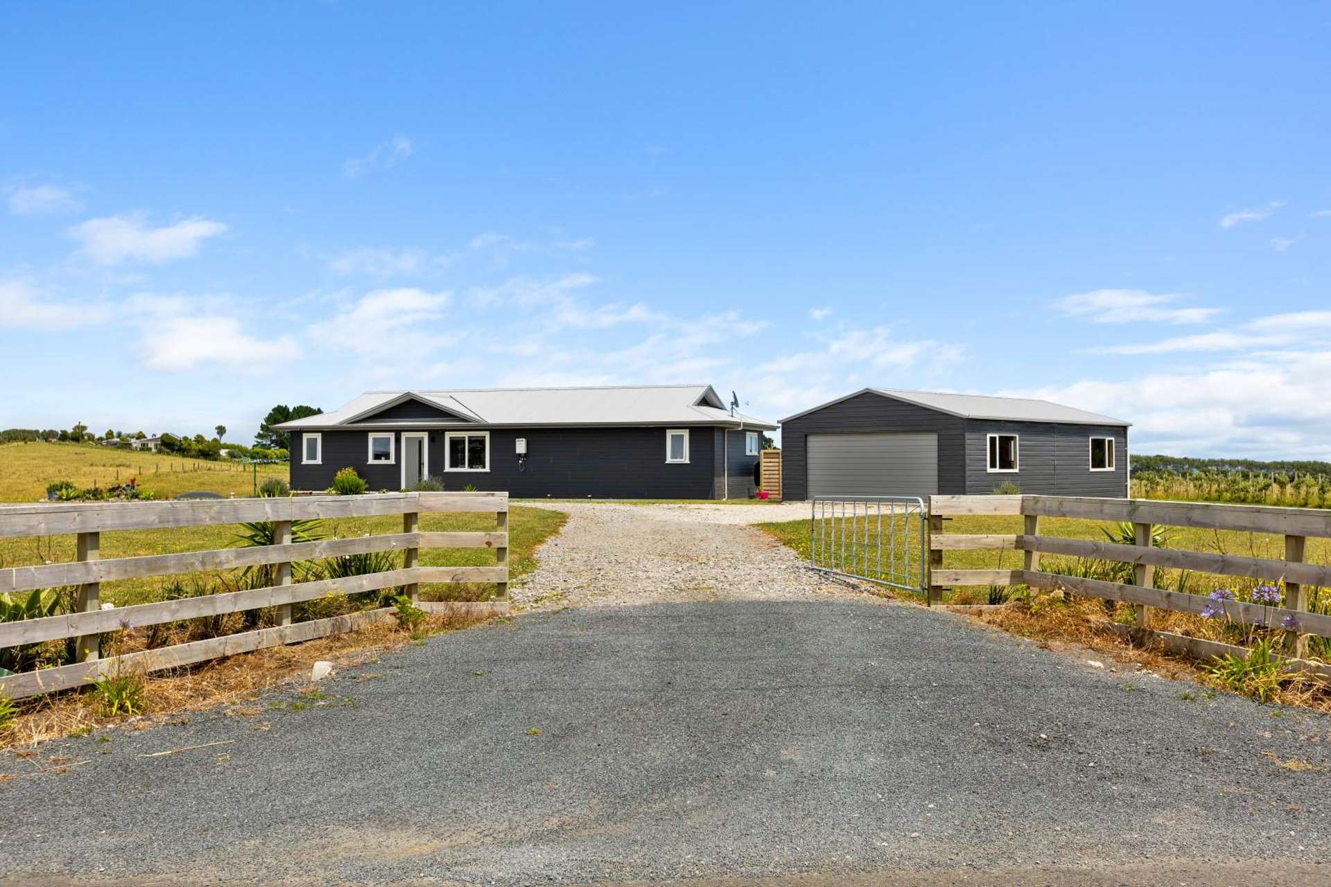 11 Leith Road Okato_0