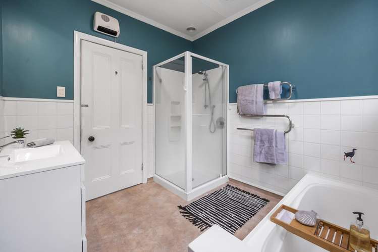 398 North Road North East Valley_16