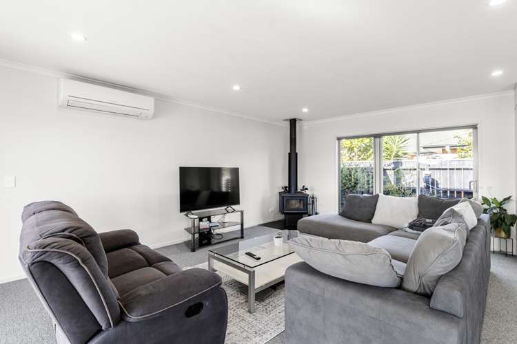 17 Redwood Crescent Hurdon_7