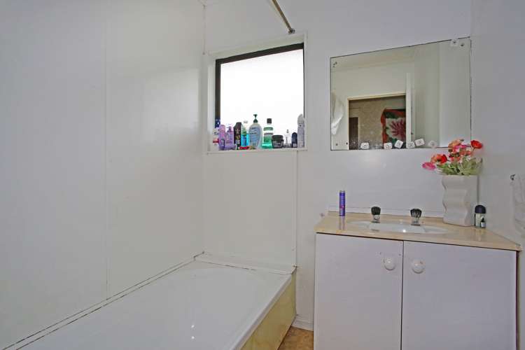 17 Pukeroa Place Papakura_17