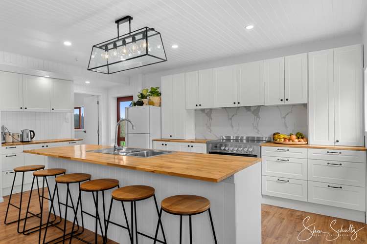 207 Doctors Hill Road Maungaturoto_21