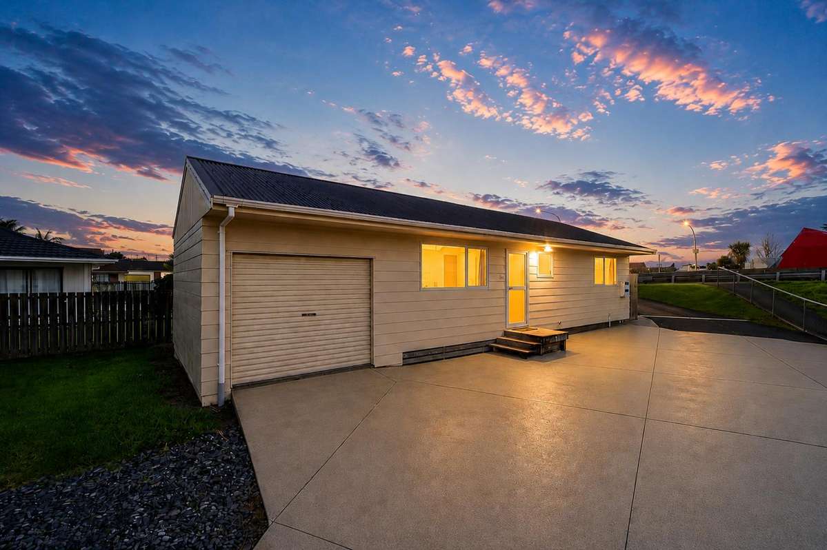 12A Sturges Road_0