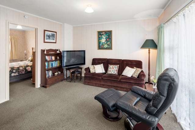 9/154 Onepu Road Lyall Bay_2