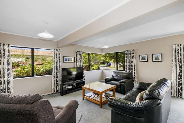 28 De Menech Grove Avalon_1