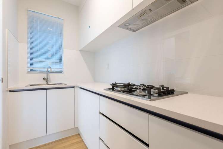 29 Toanui Road Hobsonville_5