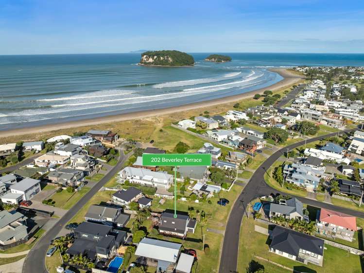 202 Beverley Terrace Whangamata_37