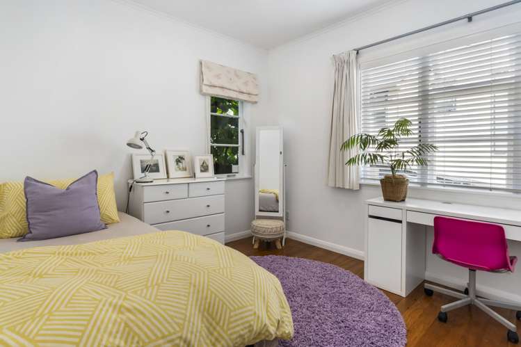 20 Godden Crescent Orakei_11