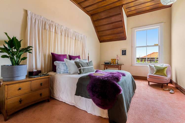 126 Vauxhall Road Narrow Neck_12