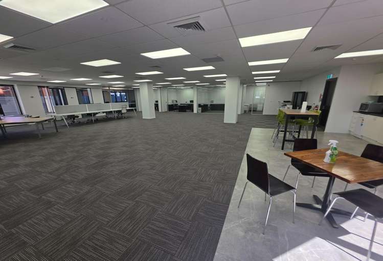 S2/110 Symonds Street Auckland Central_1