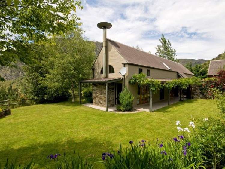 11 Arthurs Track Arthurs Point_1