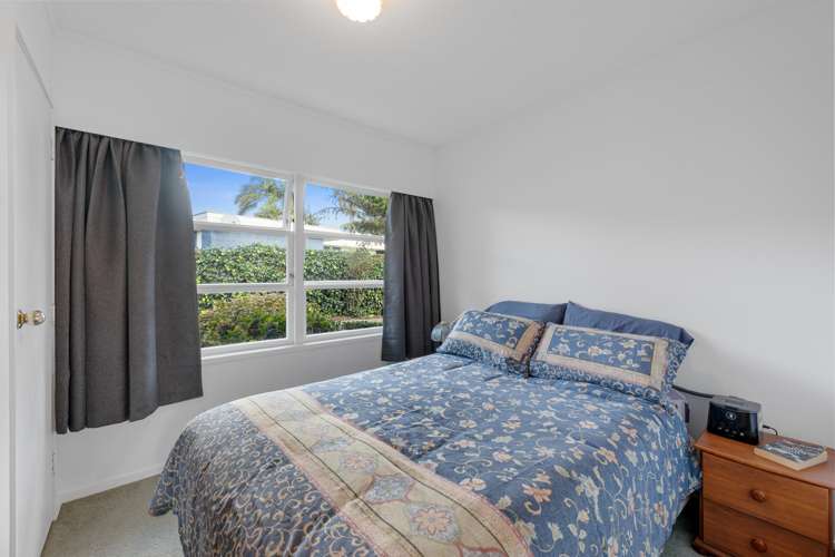 10 April Place Red Hill_8