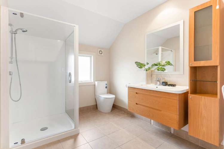 114 Ocean View Road Oneroa_12