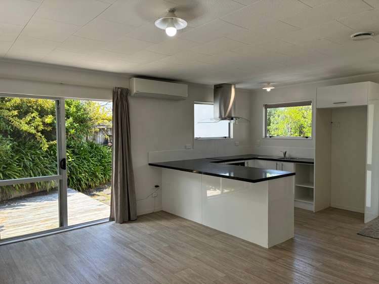 B/605 Whangaparaoa Road Stanmore Bay_6