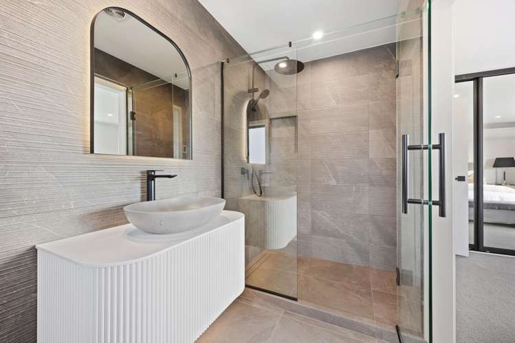 114 Bramley Drive Farm Cove_28