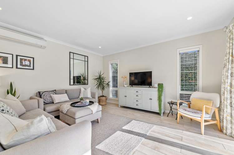 2 Glen Bridge Lane Harewood_5