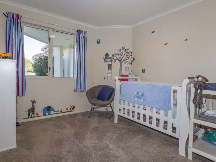 25 Otia Drive Richmond_14