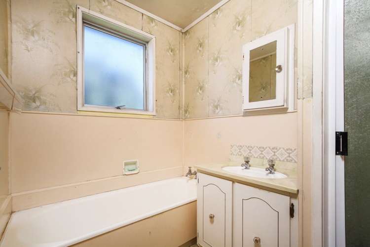 41 Sunlands Drive Manurewa_6