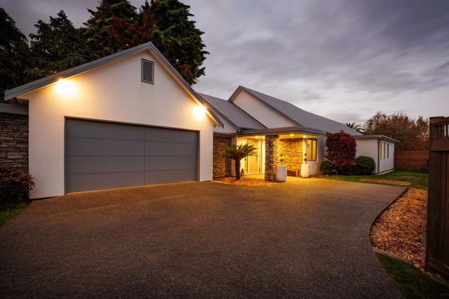 Secure Family Living in Terrace End!