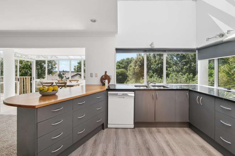 10/674L Ranginui Road Welcome Bay_5