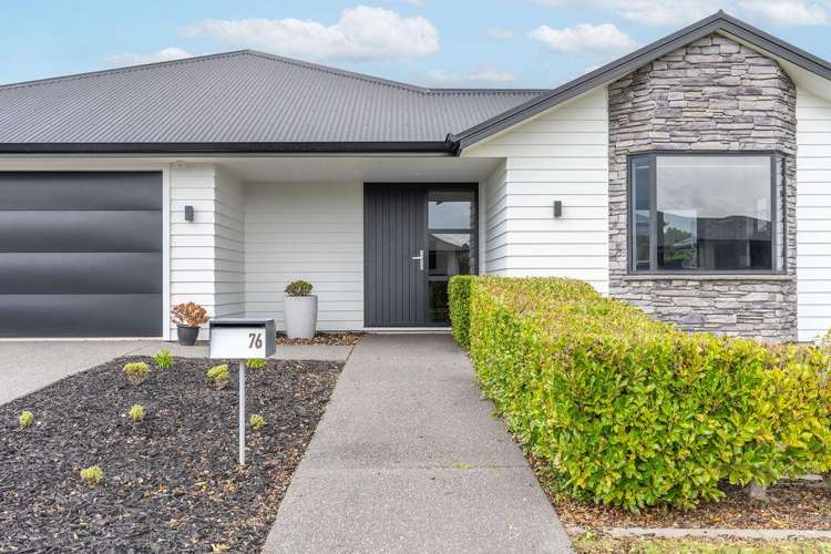 76 Puhirake Crescent Pyes Pa_21