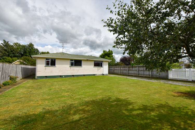 44 Wyndham Street Carterton_15